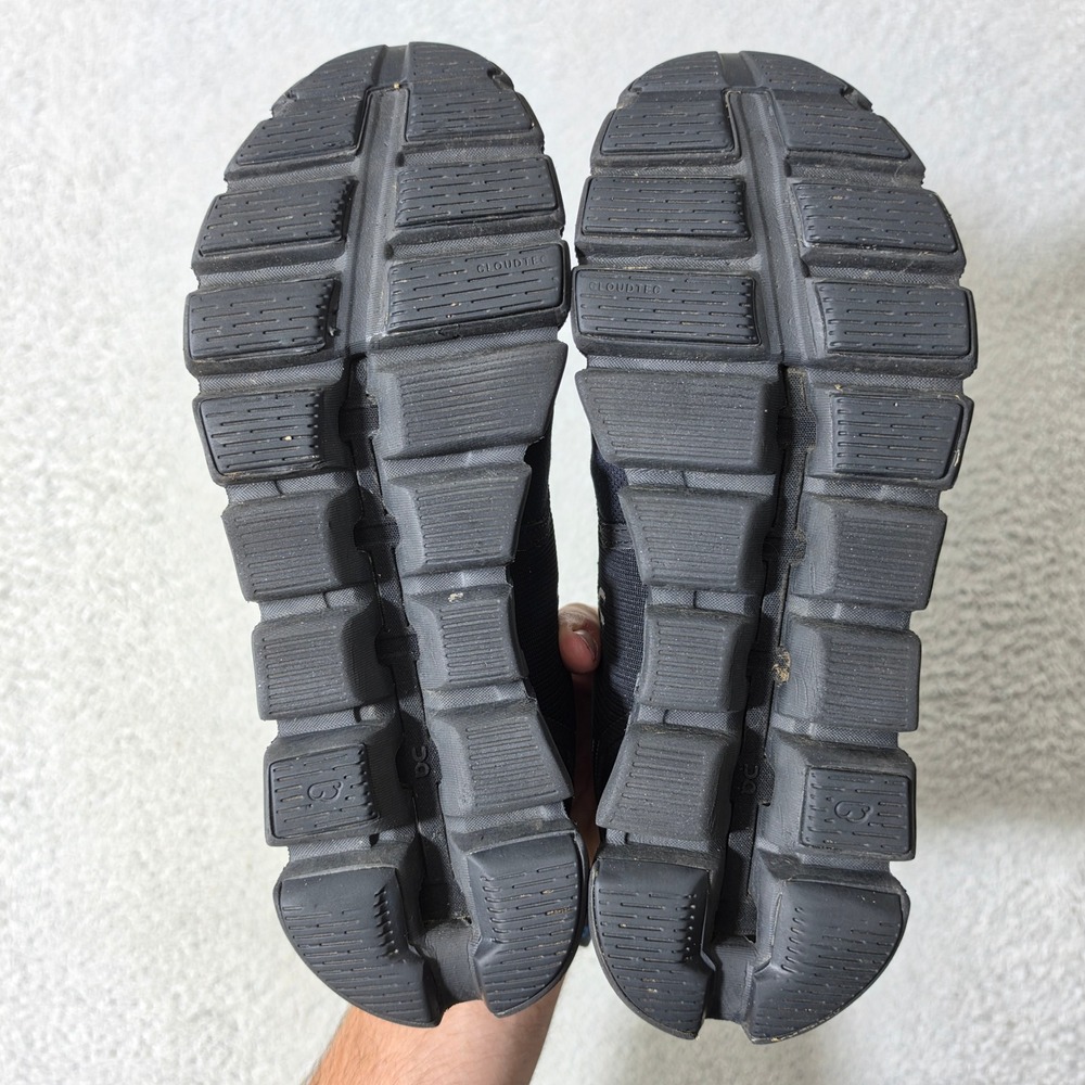 On Running Cloud Waterproof Women Size 8 Black Sneakers 59.98838 Excellent - Picture 7 of 8